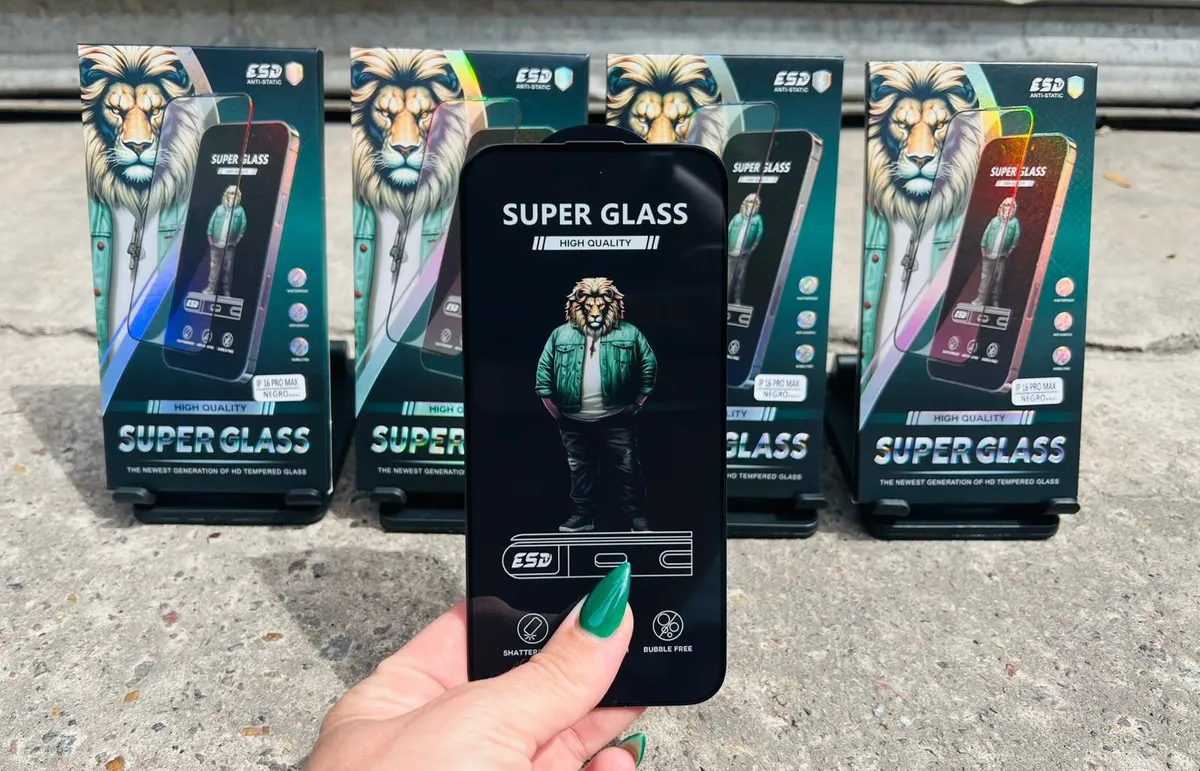 SUPERGLASS IPHONE 11 CAJA 10 UNIDADES