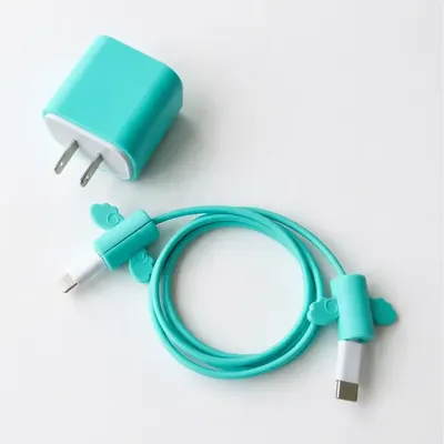 PROTECTOR PARA CARGADOR 20W Y CABLE TURQUESA